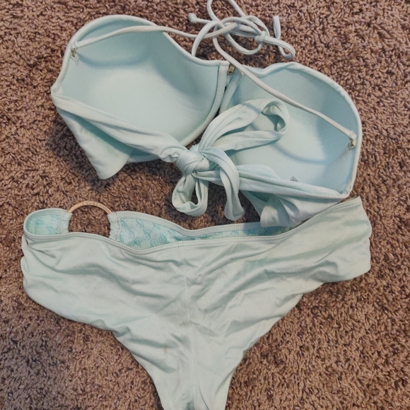 Bikini bundle - Picture 3 of 6